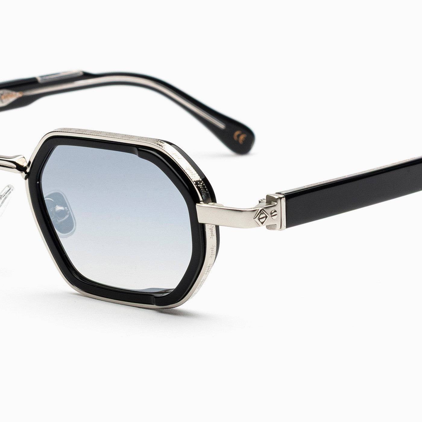 Martin Silver - Black