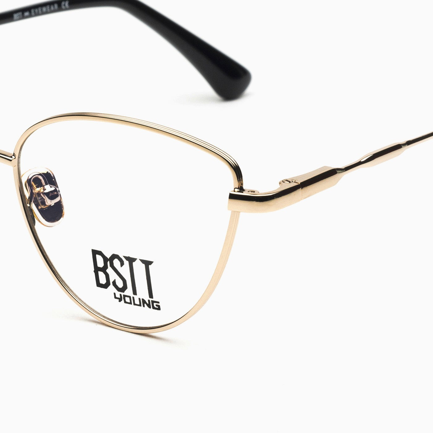 BSTT Young - Sara Oro